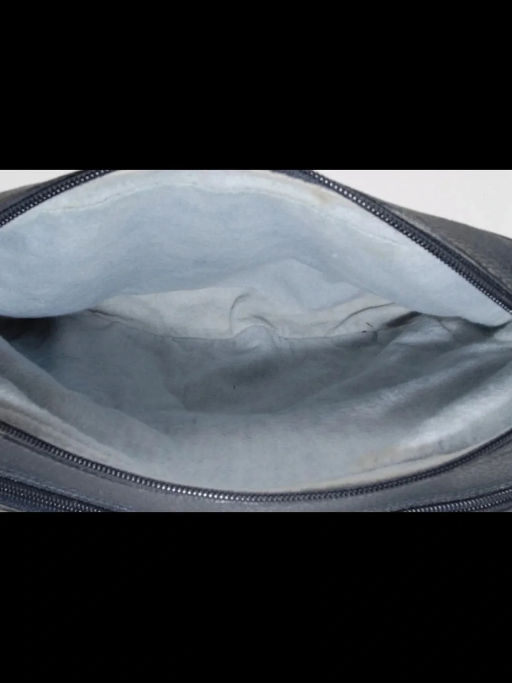 Gucci Navy GG Supreme Messenger Bag with Red-Green Stripe